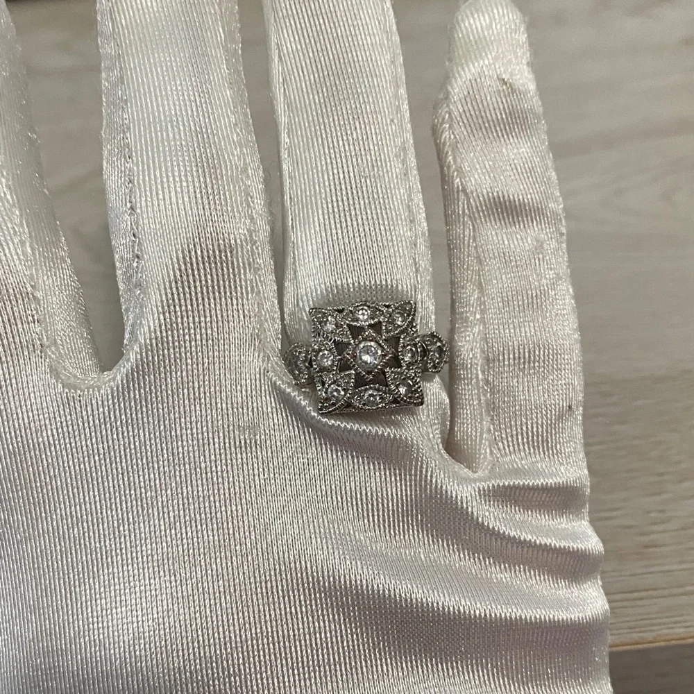 Cocktail Square Vintage Style Ring Floral Crystals Silver Tone Filigree Sz 7